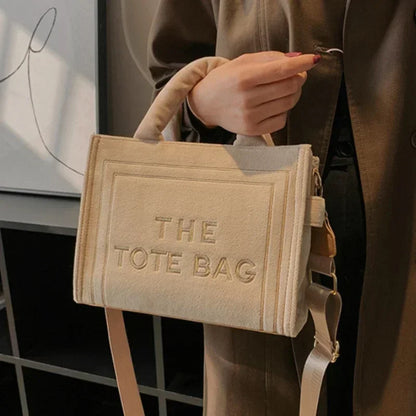 The Classic Canvas Minimalist Bag